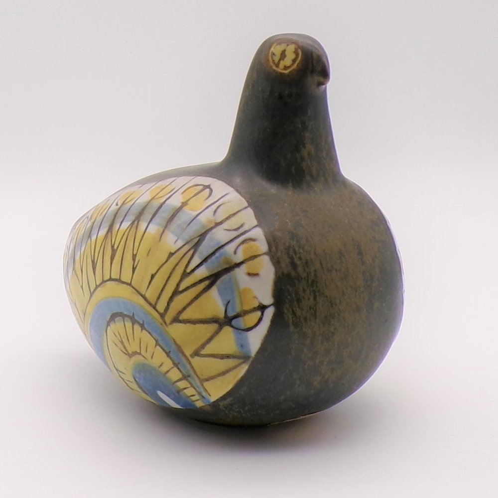 2 Dazzling Doves by Lisa Larson - Picture 13 of 14